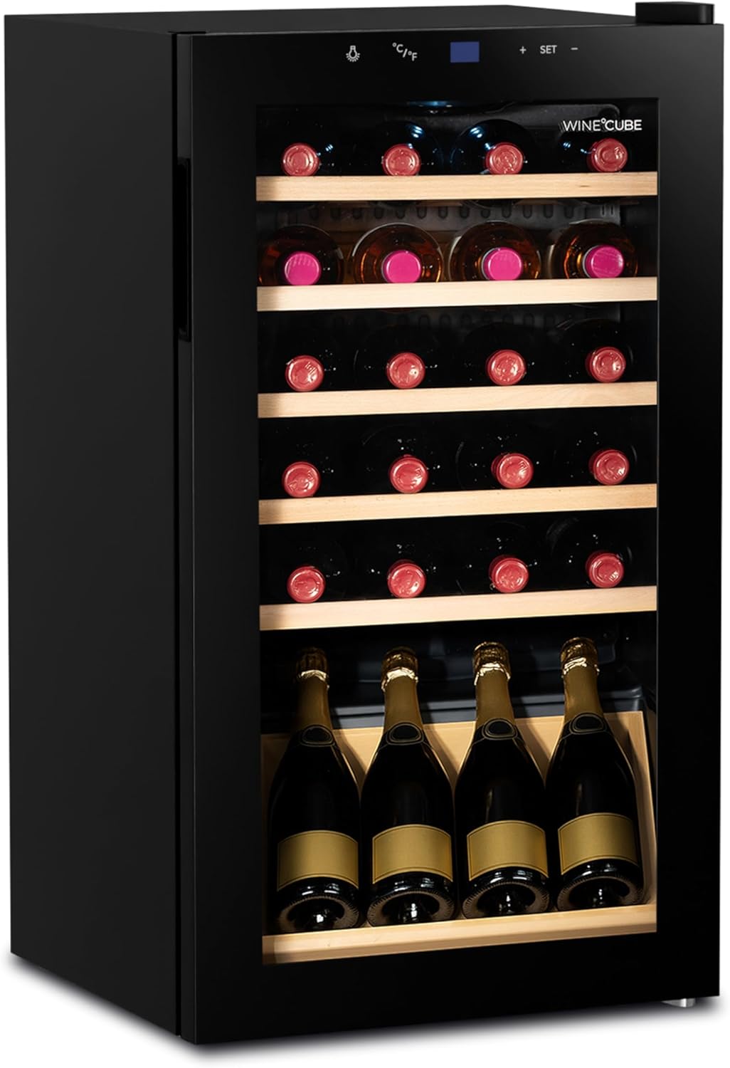 71FRhW2ULaL._AC_SL1500 °CUBES Weinkühlschrank 28 Flaschen (90L) mit eleganter Glastür & hochwertigen Regalen aus Buchenholz | 5-18°C, vibrationsarm & leise (40dB) | Weinschrank mit LED Display - Tolles Geschenk