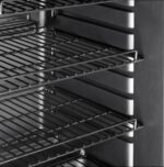 METRO Professional Getränkekühlschrank GSC4280B, Metall/Glas, 280 L, belüftete Kühlung, 210 W, mit Schloss, Schwarz